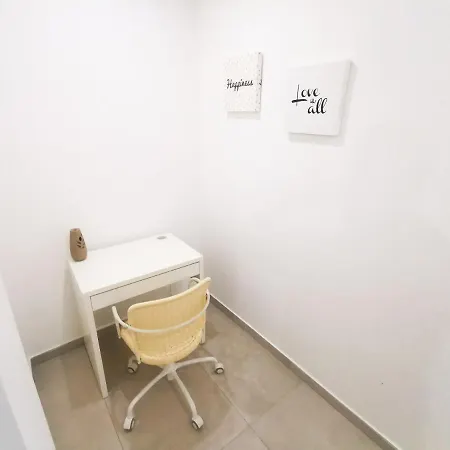 Apartamento Sandy Bottoms Beach Larnaca