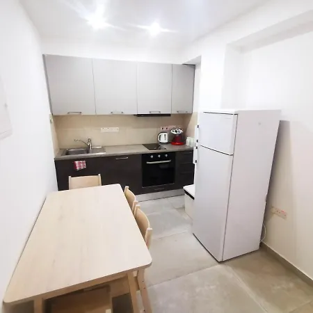 Sandy Bottoms Beach Apartamento Larnaca